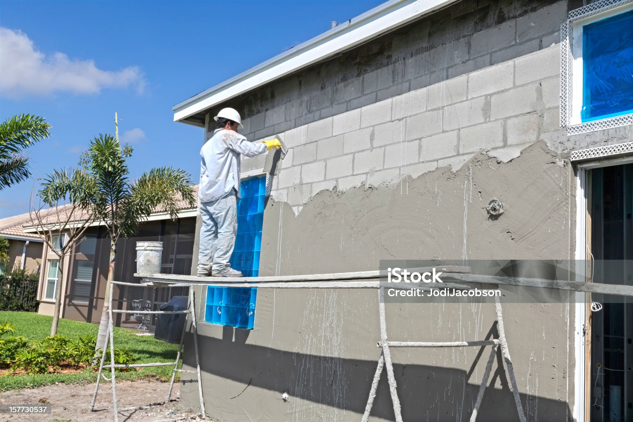 Fensterbänke und Mauerabdeckungen